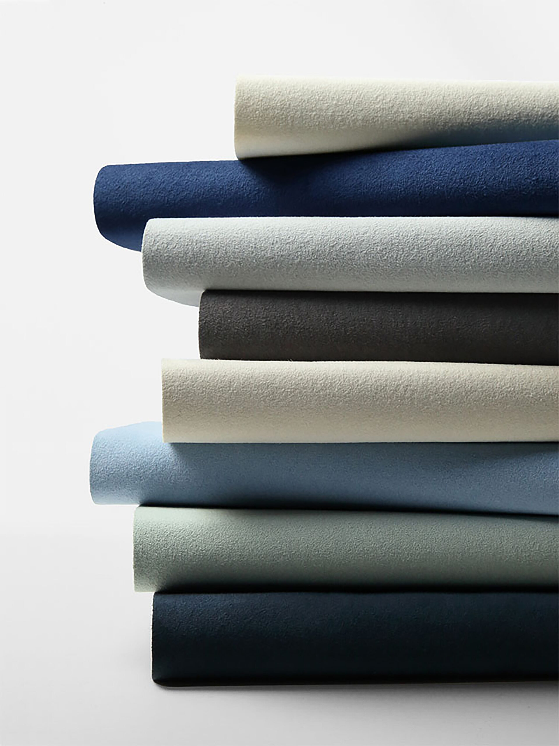 Website – 2000px 300dpi Ultrasuede