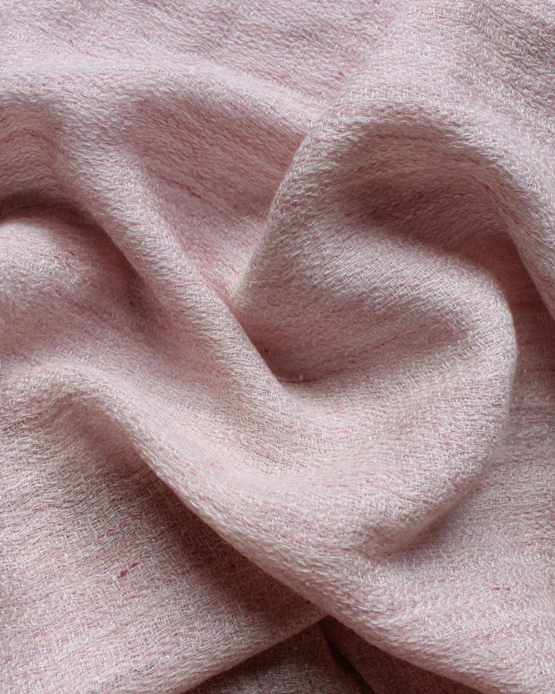 November 25 – Neve RQ